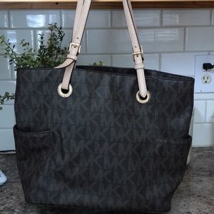 Michael Kors handbag